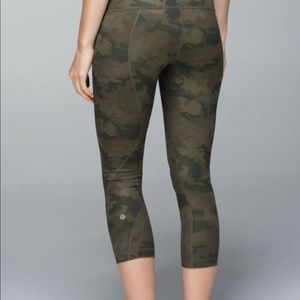 Lululemon Green Camo Inspire Crop Leggings